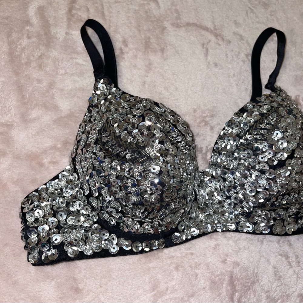 Jeweled Sequined Bra
Size Small: - Picture 2 of 8